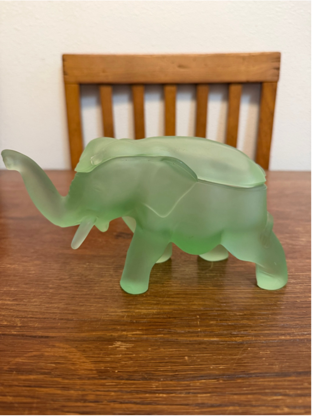 Vintage Indiana Glass Green Frosted Elephant Candy Dish w/Lid Repair
